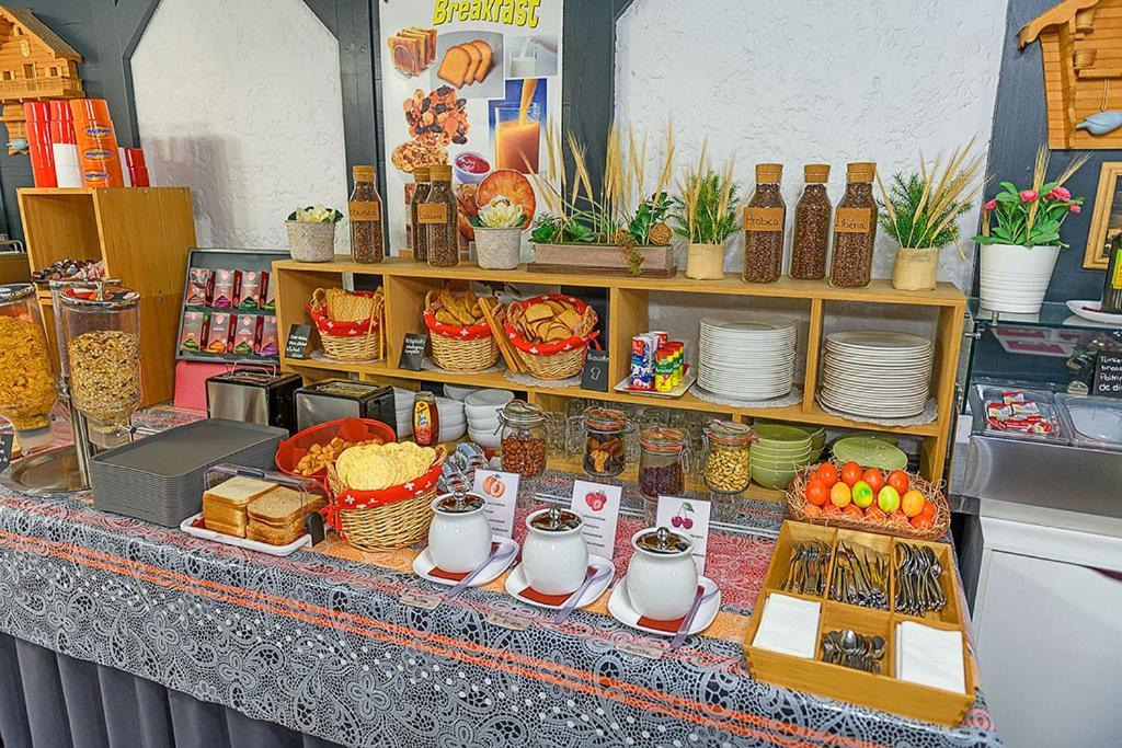 Hotel Des Alpes Bulle Center מראה חיצוני תמונה