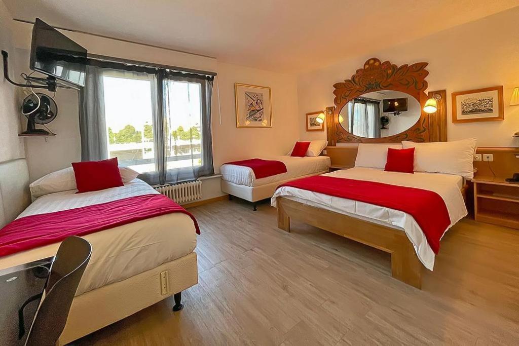 Hotel Des Alpes Bulle Center מראה חיצוני תמונה